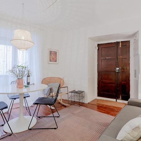 Typical Alfama Apartment, By Timecooler Lisboa Екстериор снимка