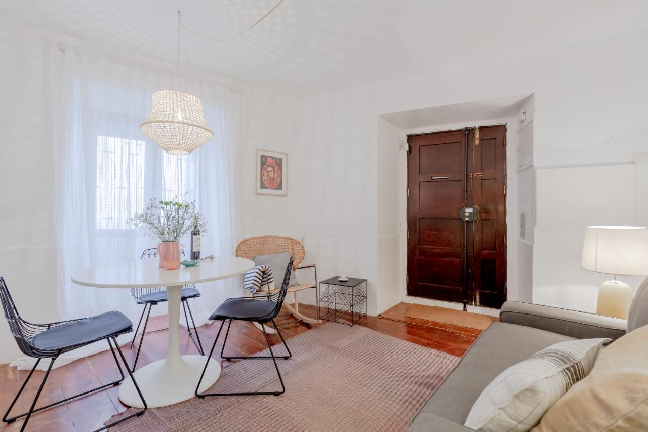 Typical Alfama Apartment, By Timecooler Lisboa Екстериор снимка