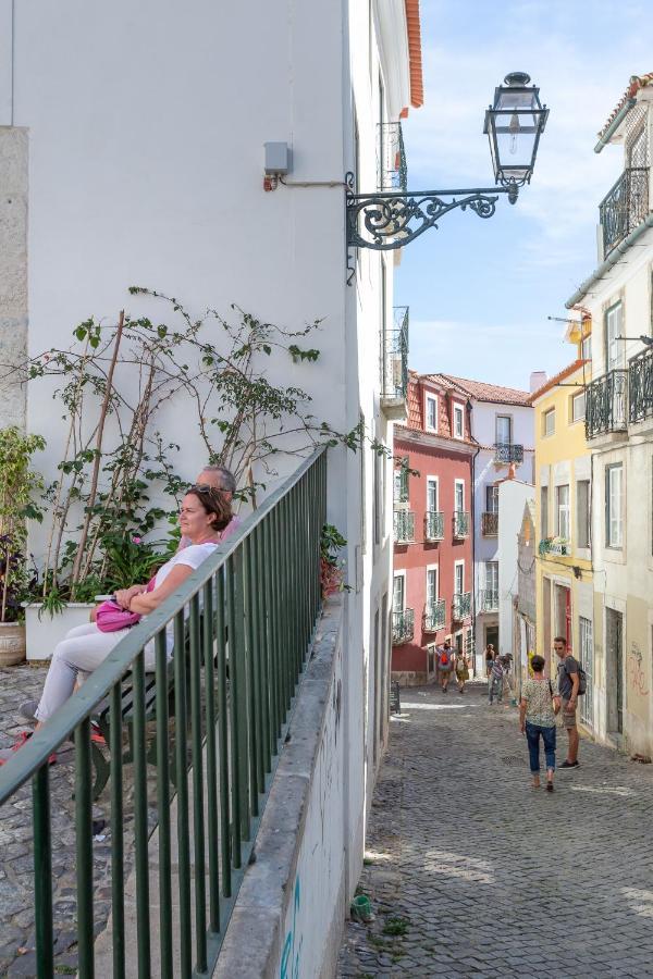 Typical Alfama Apartment, By Timecooler Lisboa Екстериор снимка